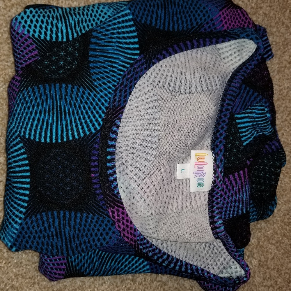Brand new Lularoe multicolor nicole large